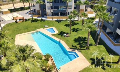 Apartments - Resale - Torrevieja - Torrevieja Centro