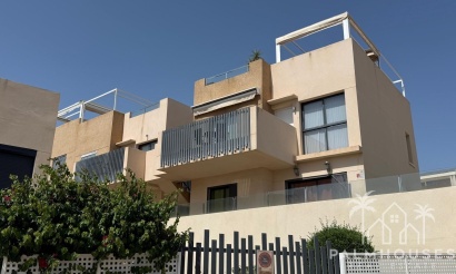 Appartement - Herverkoop - Orihuela Costa - La Zenia