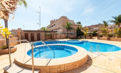 Appartement - Herverkoop - Orihuela Costa - Los Dolses