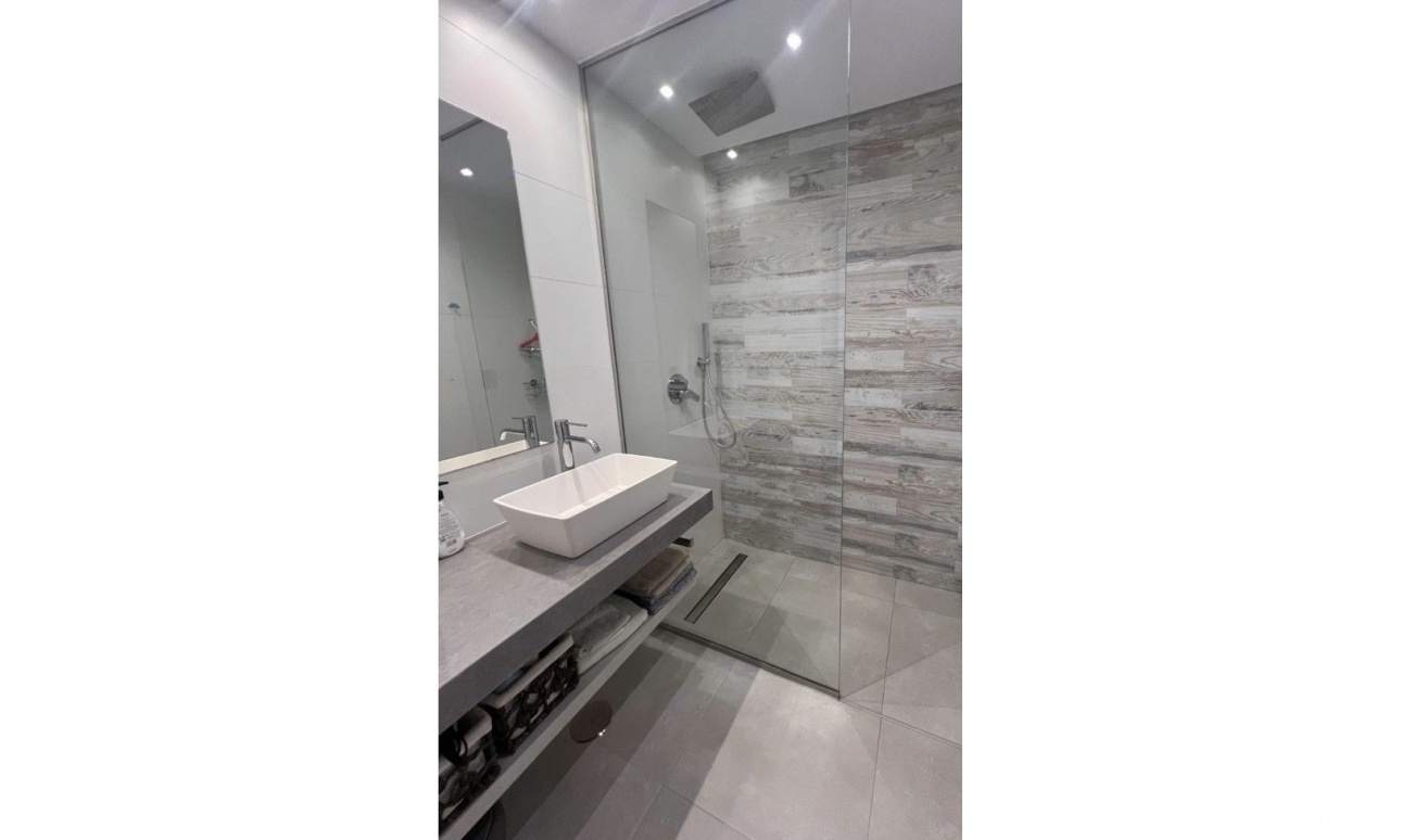 Herverkoop - Appartement - Guardamar del Segura - El Raso