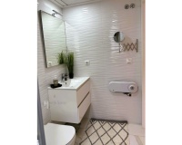 Herverkoop - Appartement - Guardamar del Segura - Puerto Deportivo