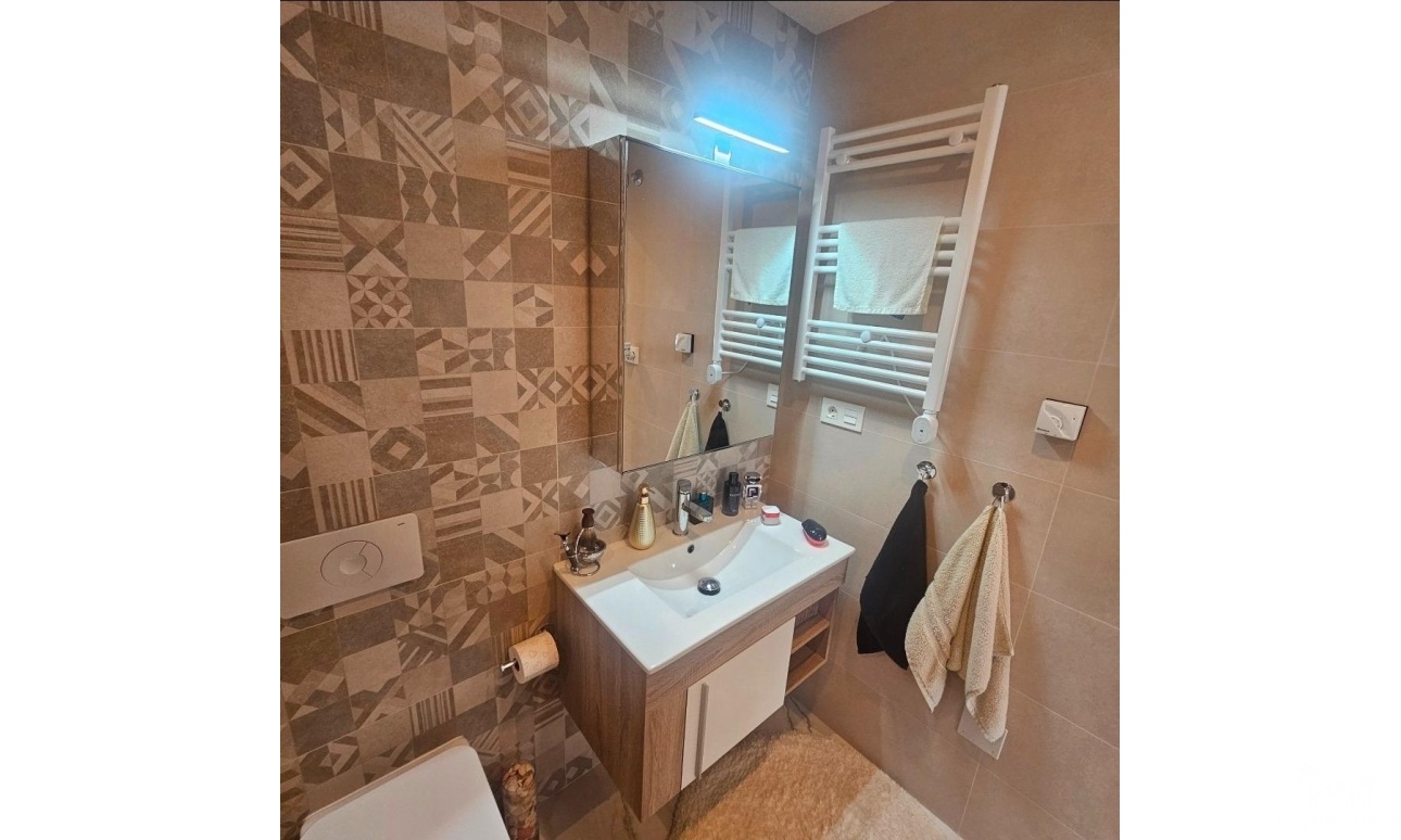 Herverkoop - Appartement - Orihuela Costa - Los Almendros-la Florida