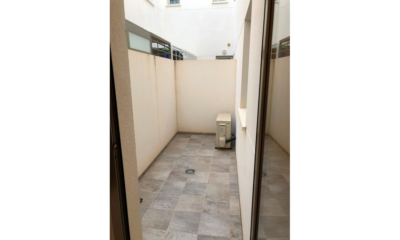 Herverkoop - Appartement - Torrevieja - Aguas Nuevas