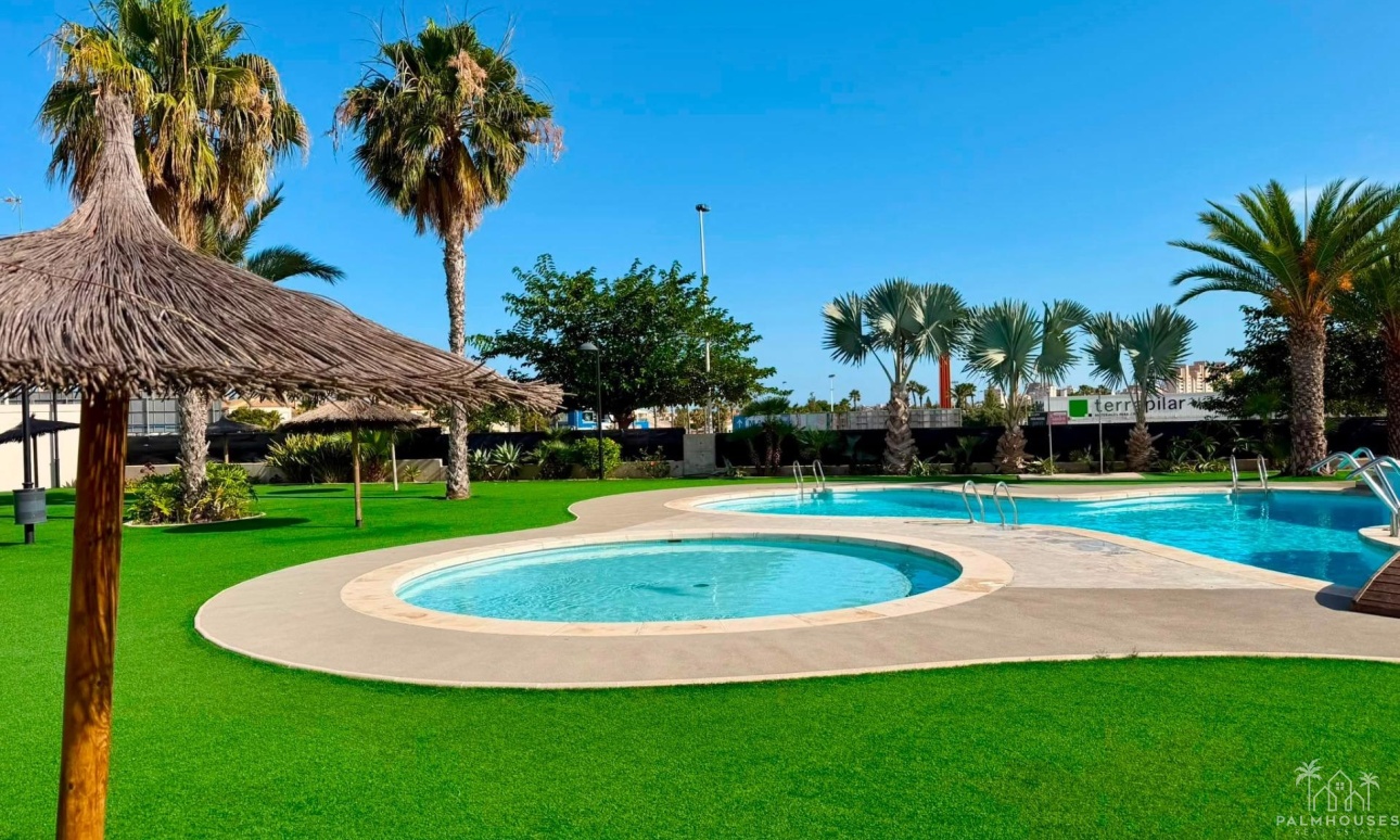Herverkoop - Appartement - Torrevieja - Aguas Nuevas