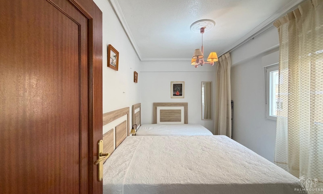 Herverkoop - Appartement - Torrevieja - Estacion de autobuses