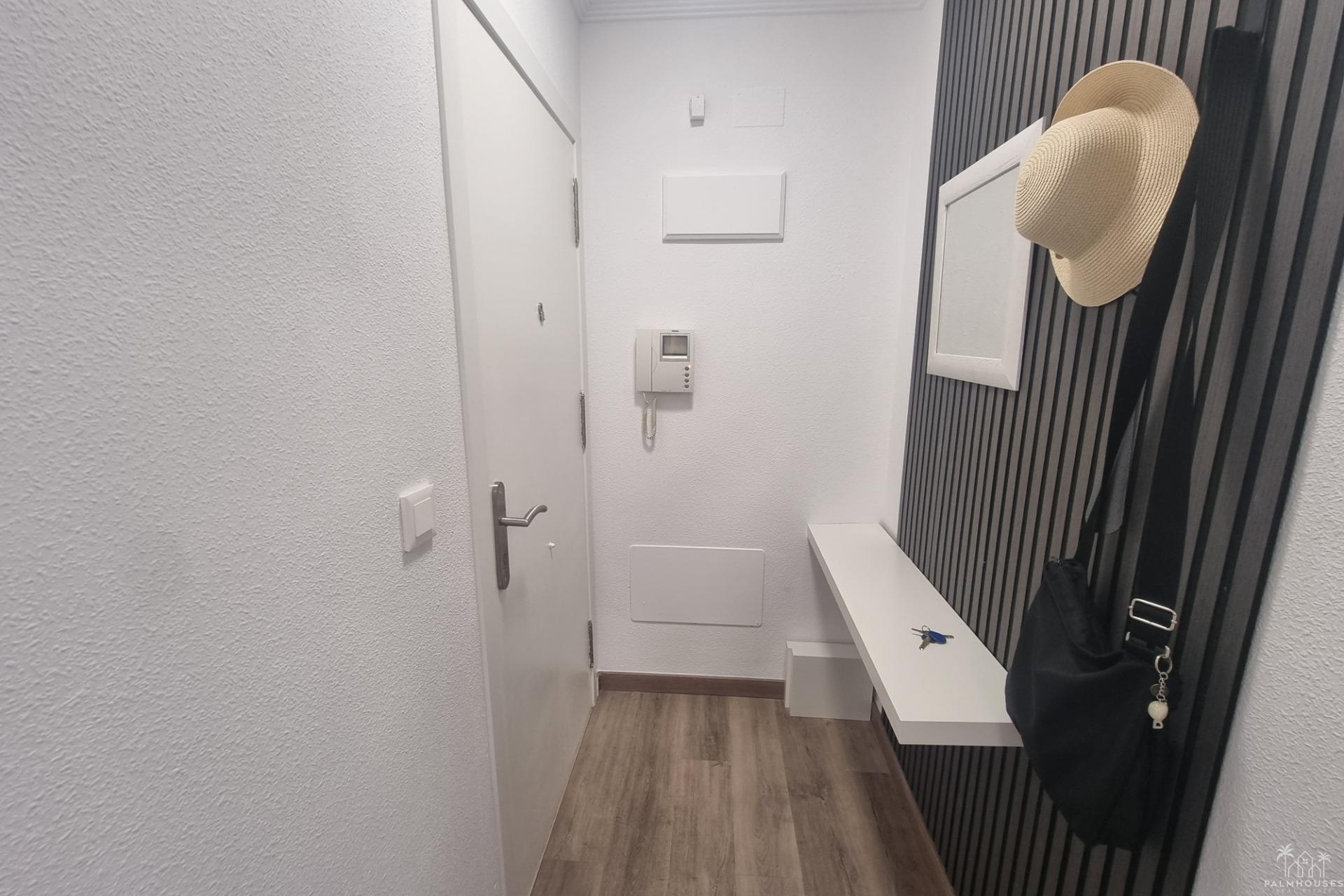 Herverkoop - Appartement - Torrevieja - Estacion de autobuses