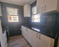 Herverkoop - Appartement - Torrevieja - Estacion de autobuses