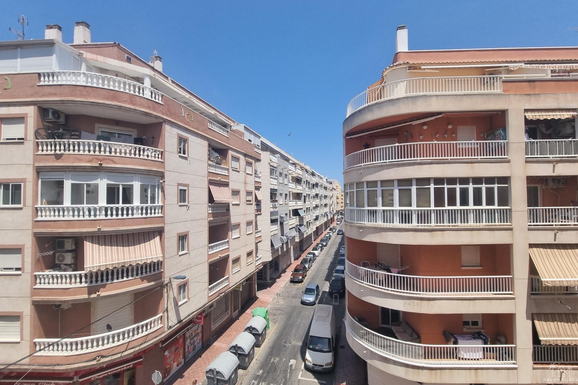 Herverkoop - Appartement - Torrevieja - Estacion de autobuses