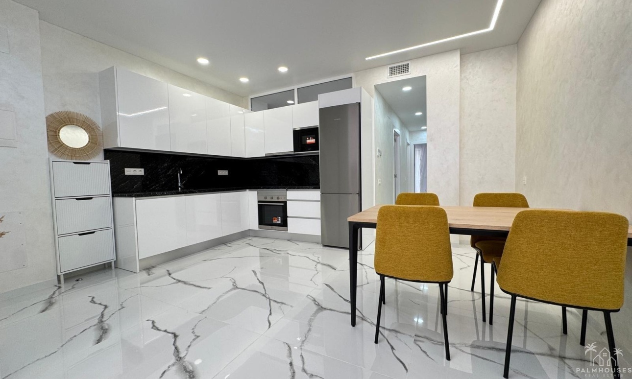 Herverkoop - Appartement - Torrevieja - Estacion de autobuses