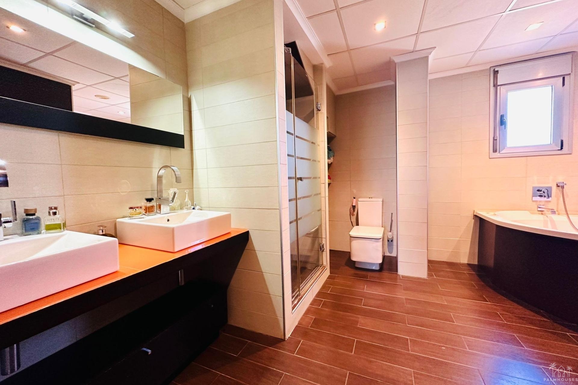 Herverkoop - Appartement - Torrevieja - Estacion de autobuses