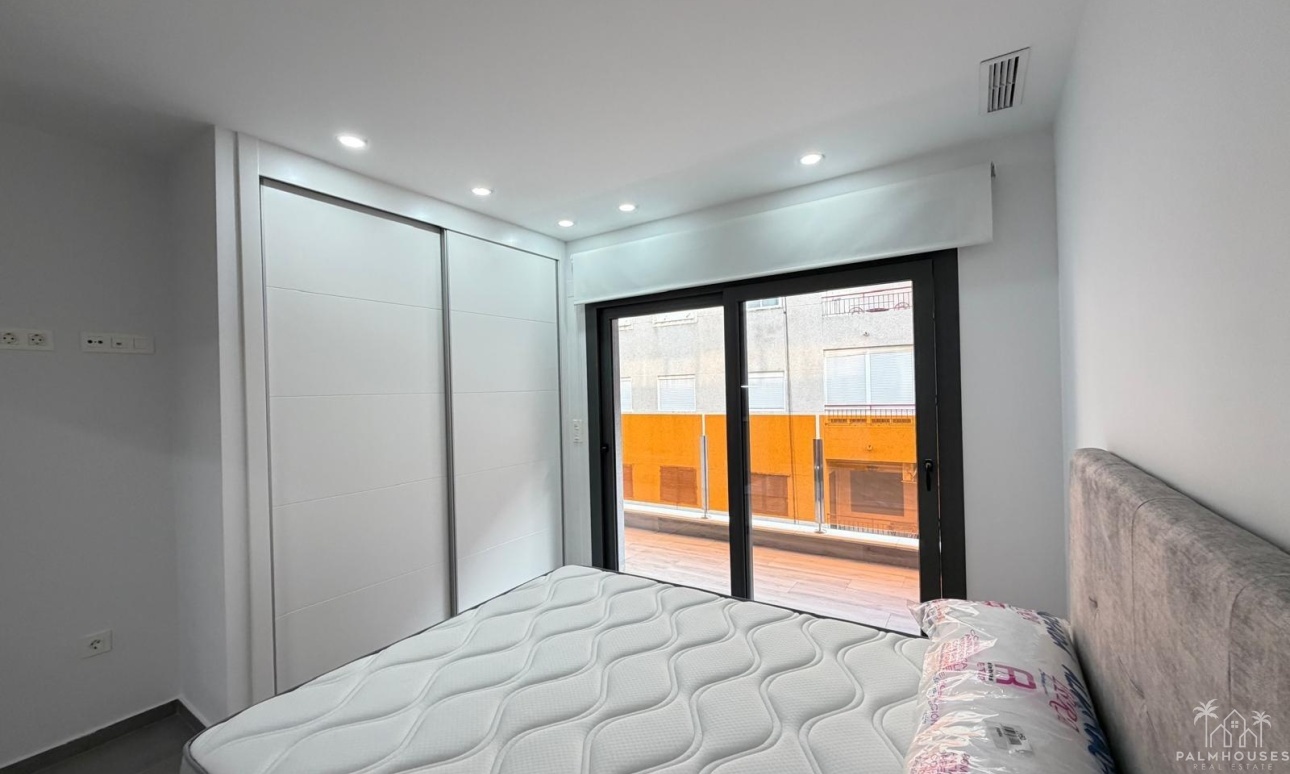 Herverkoop - Appartement - Torrevieja - Estacion de autobuses