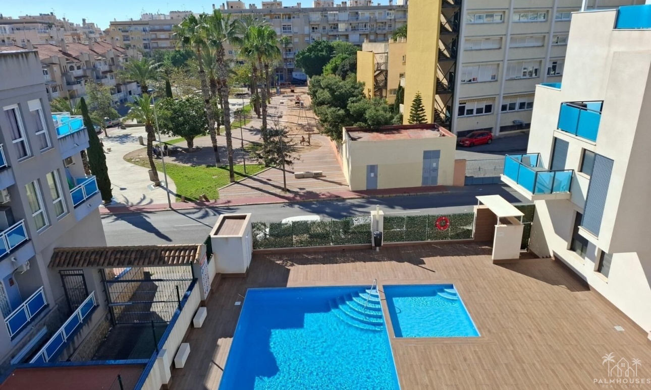 Herverkoop - Appartement - Torrevieja - Estacion de autobuses