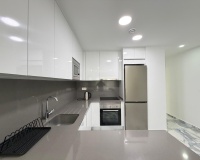 Herverkoop - Appartement - Torrevieja - Estacion de autobuses