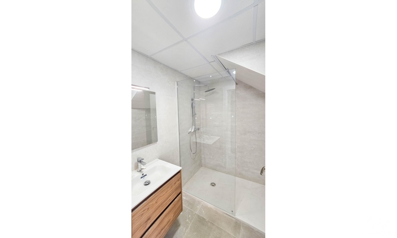 Herverkoop - Appartement - Torrevieja - Paseo maritimo