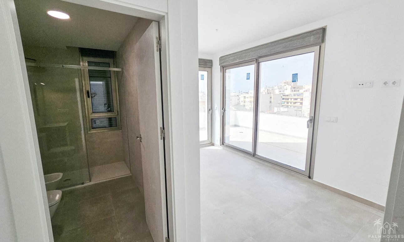 Herverkoop - Appartement - Torrevieja - Paseo maritimo