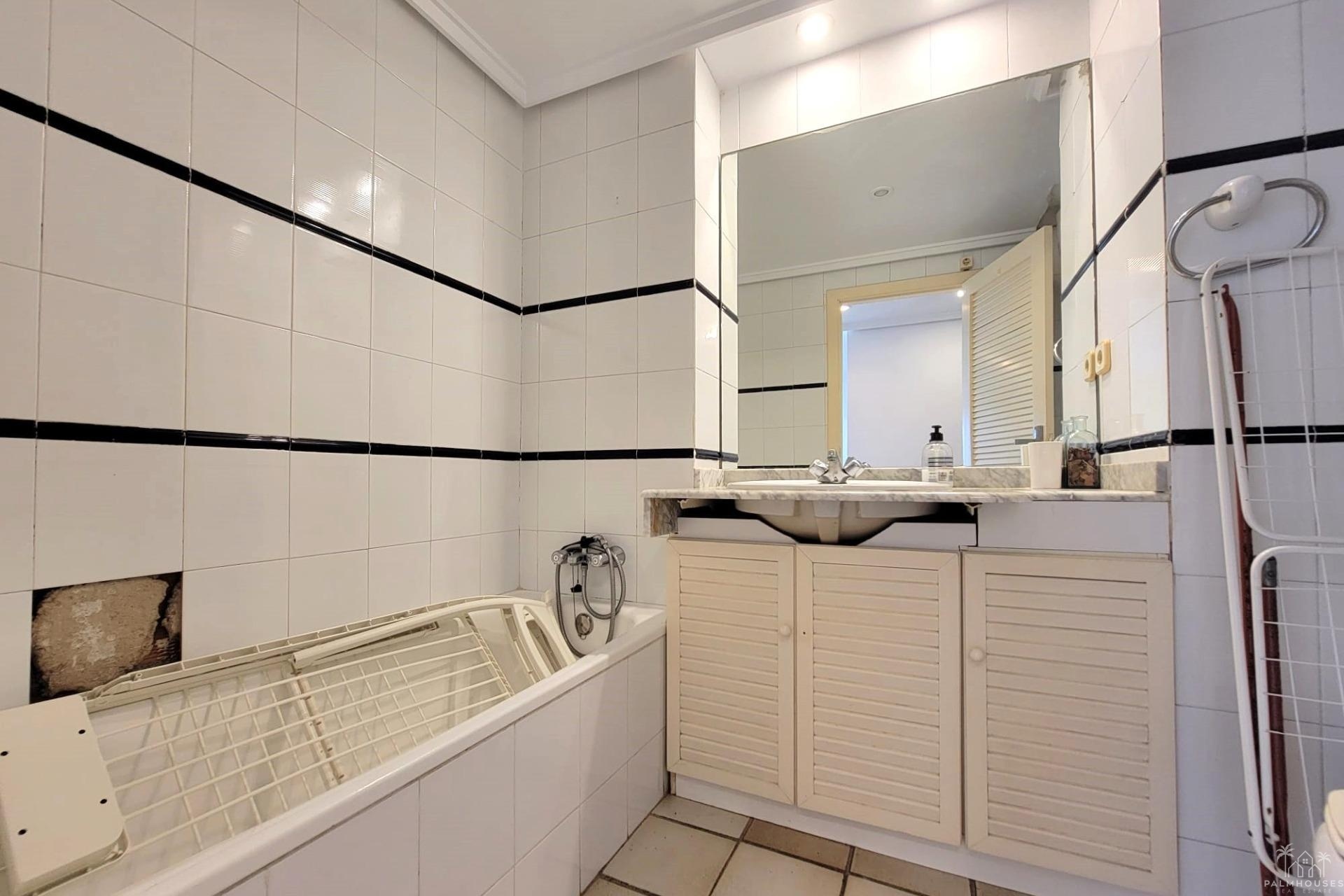 Herverkoop - Appartement - Torrevieja - Playa De La Mata
