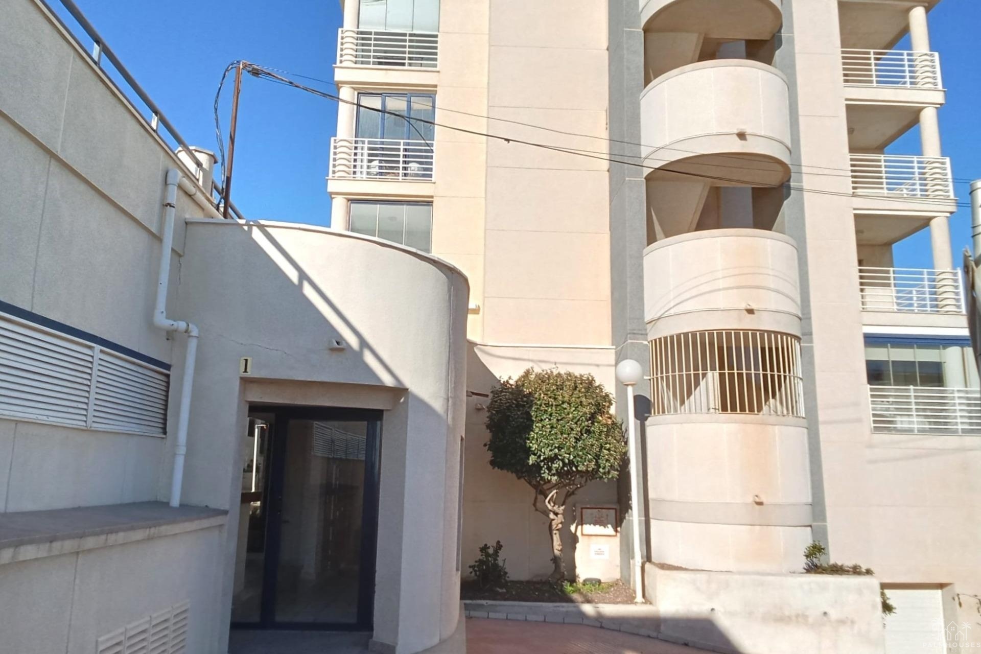 Herverkoop - Appartement - Torrevieja - Playa De La Mata