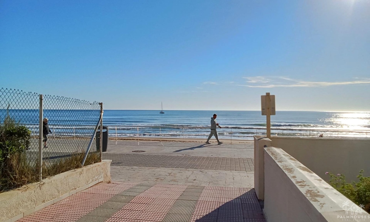 Herverkoop - Appartement - Torrevieja - Playa De La Mata