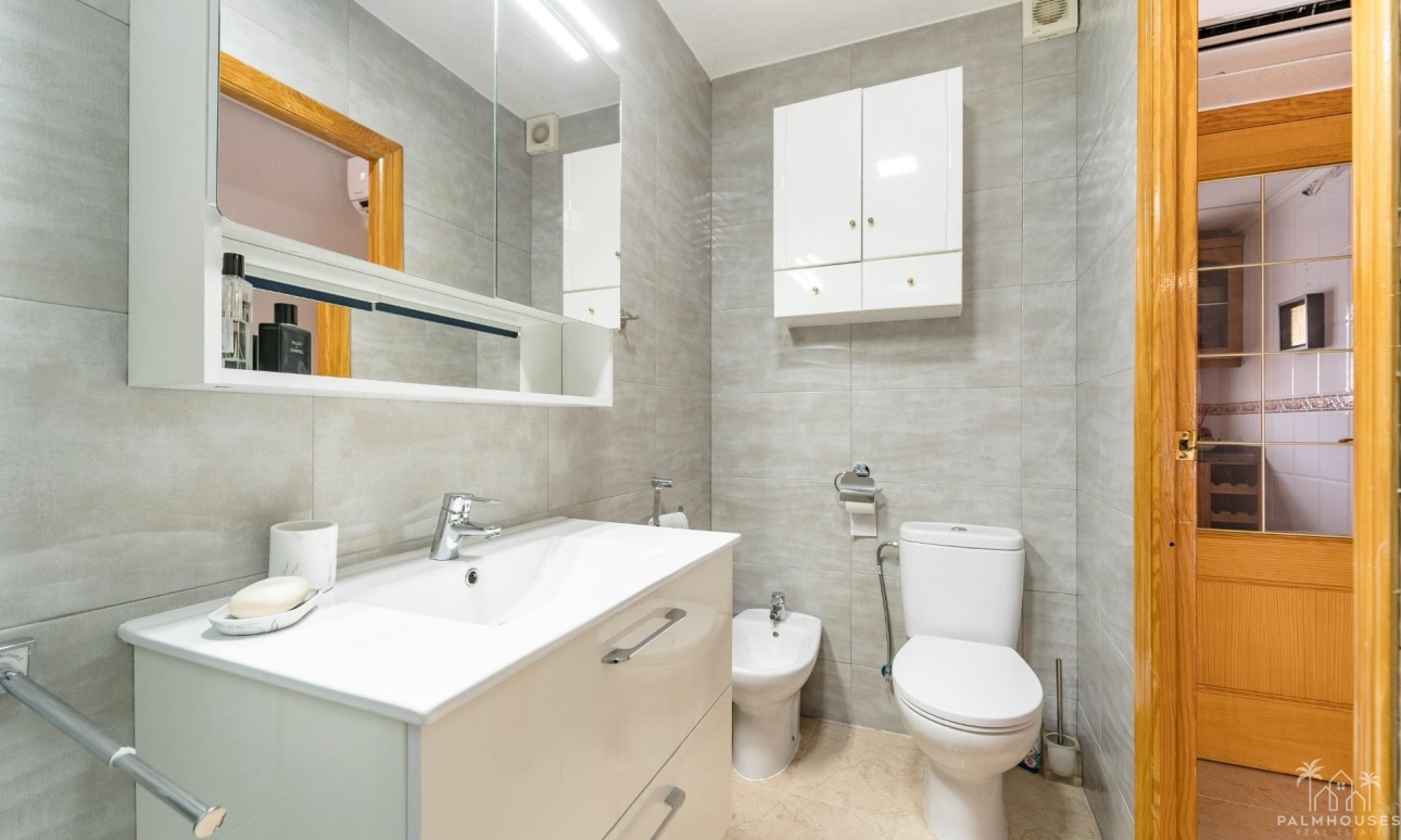 Herverkoop - Appartement - Torrevieja - Playa de los Naufragos