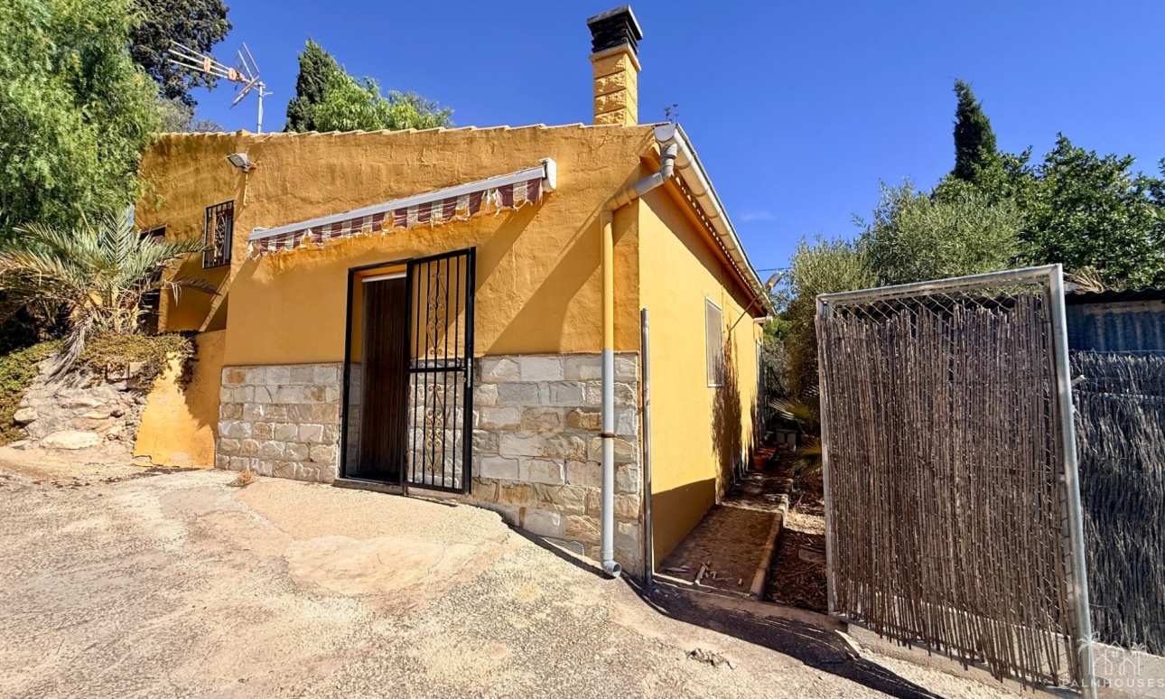 Herverkoop - Cave home - Algueña