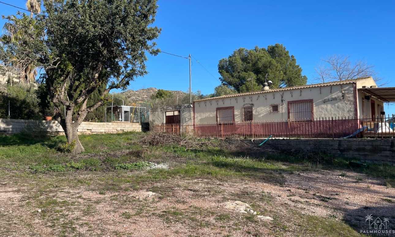 Herverkoop - Finca - Aspe
