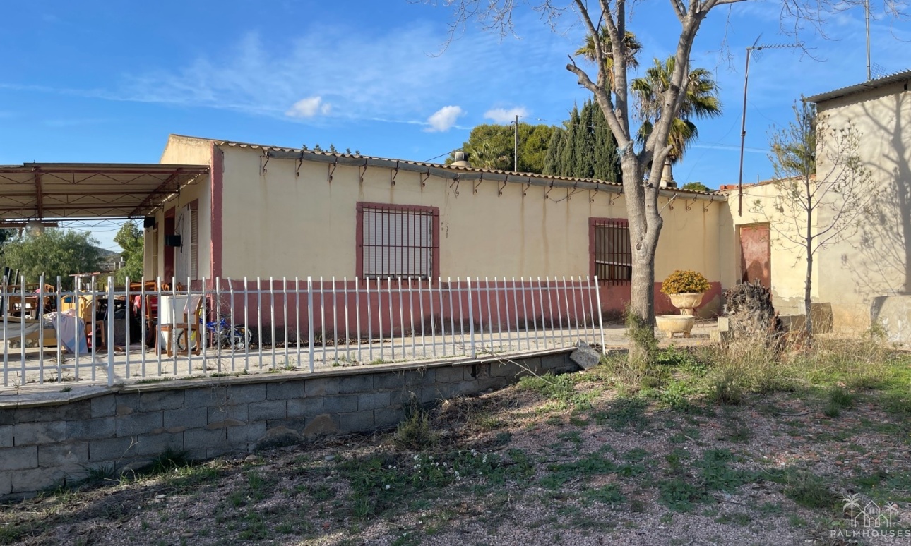 Herverkoop - Finca - Aspe
