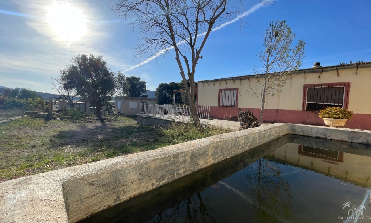 Herverkoop - Finca - Aspe