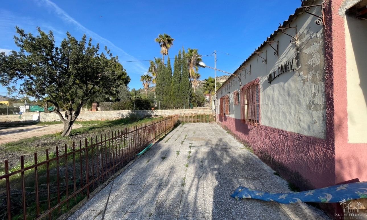 Herverkoop - Finca - Aspe