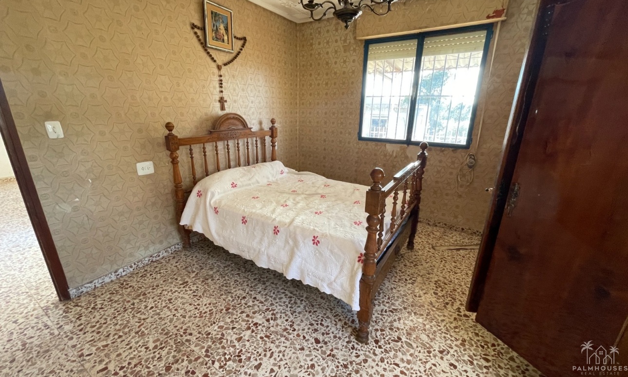 Herverkoop - Finca - Aspe