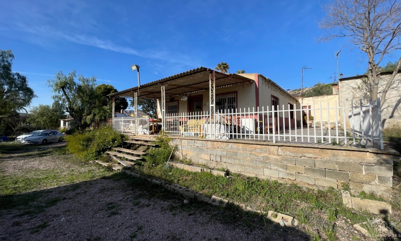 Herverkoop - Finca - Aspe