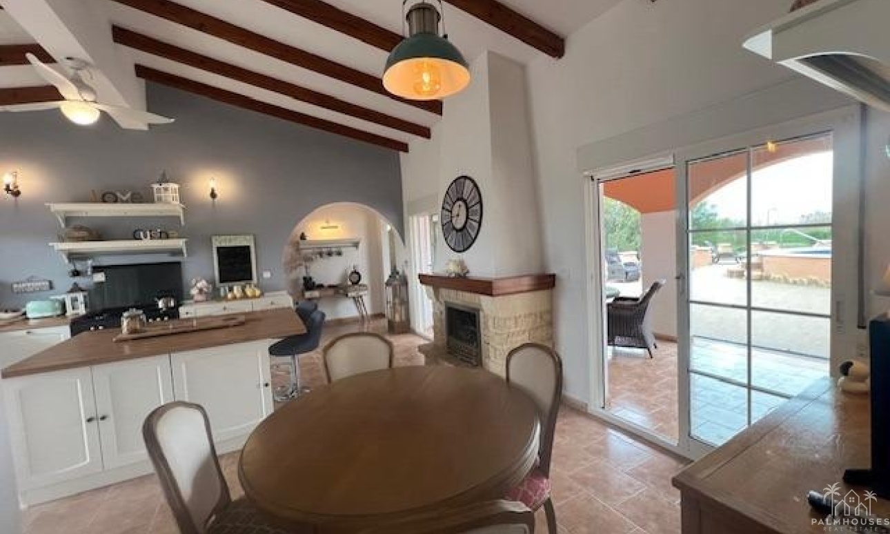 Herverkoop - Finca - Dolores - Comunidad Valenciana