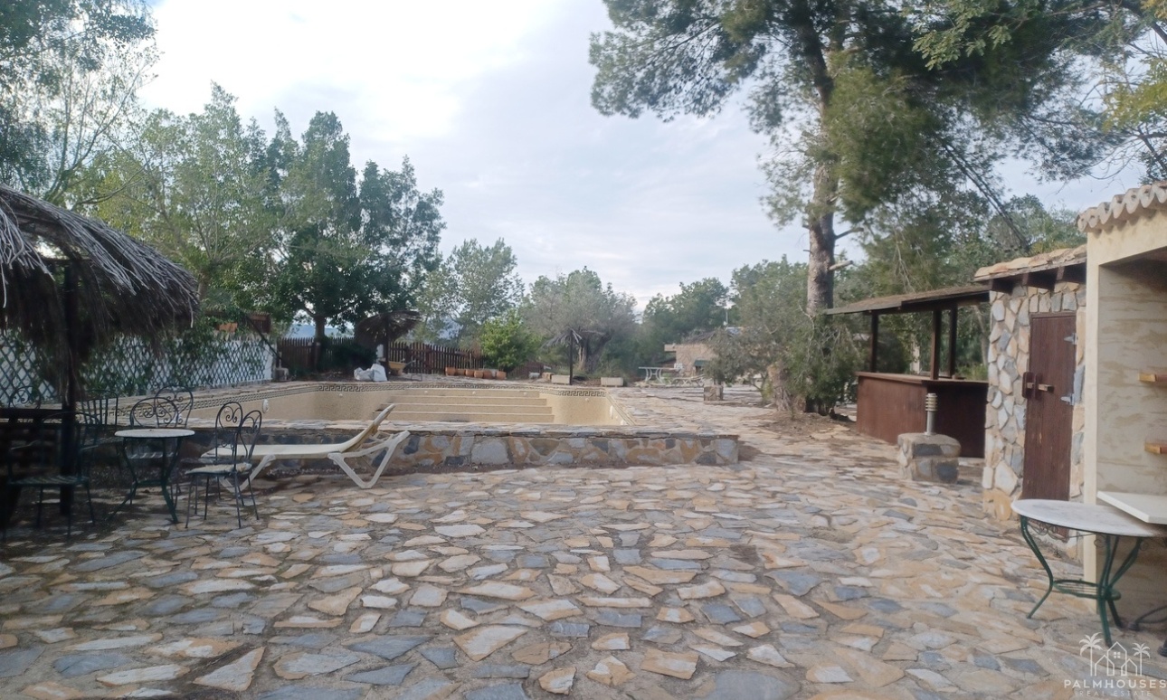 Herverkoop - Finca - Gea Y Truyols - Inland