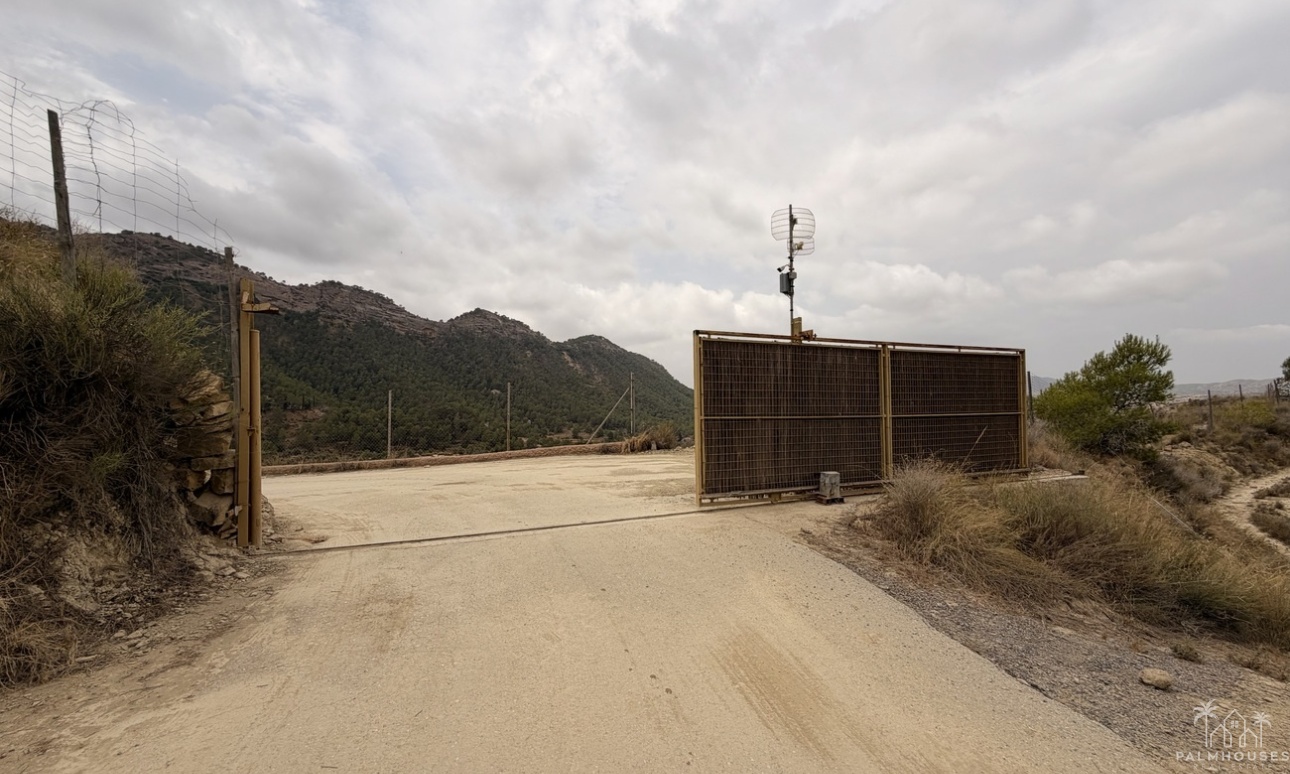 Herverkoop - Finca - Gea Y Truyols - Sierra de Columbares Natural Park