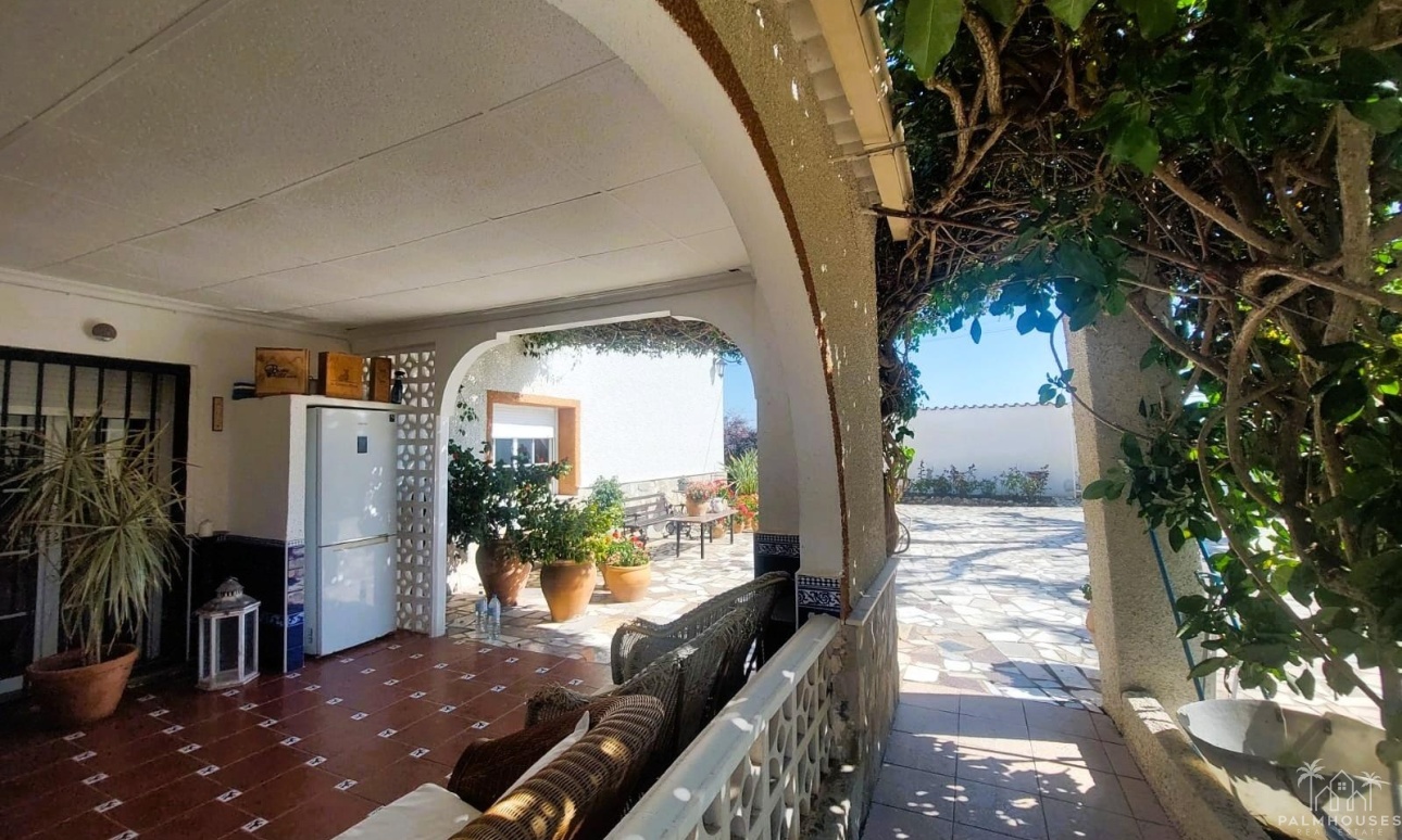 Herverkoop - Finca - La Marina - Costa Blanca