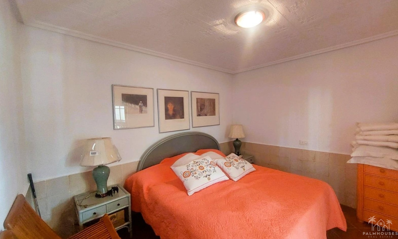 Herverkoop - Finca - La Marina - Costa Blanca