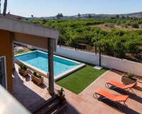 Herverkoop - Finca - Orihuela