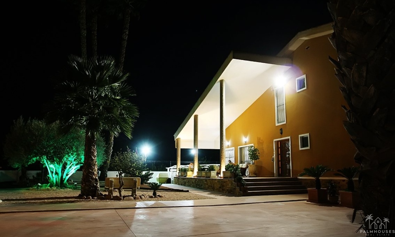 Herverkoop - Finca - Orihuela