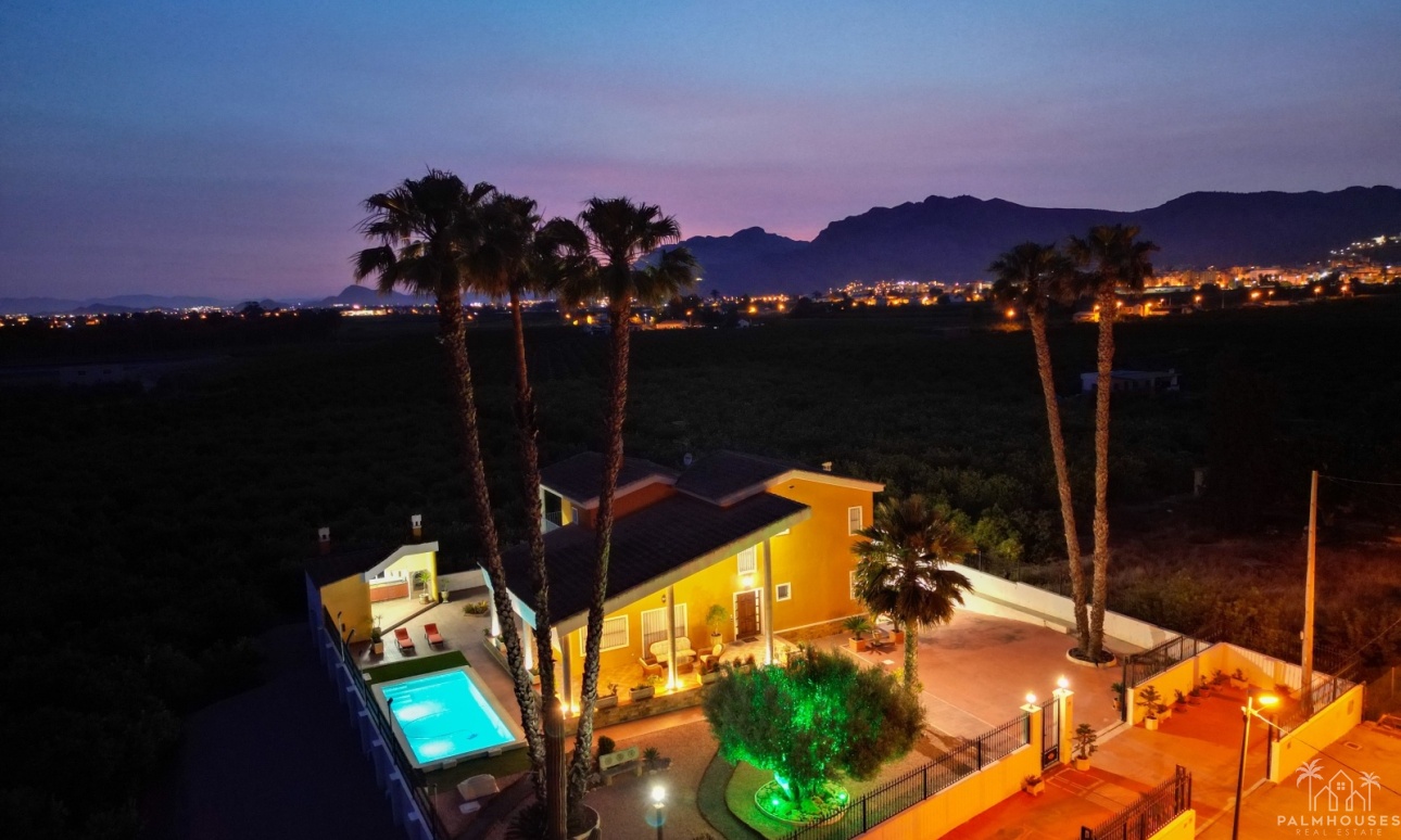 Herverkoop - Finca - Orihuela