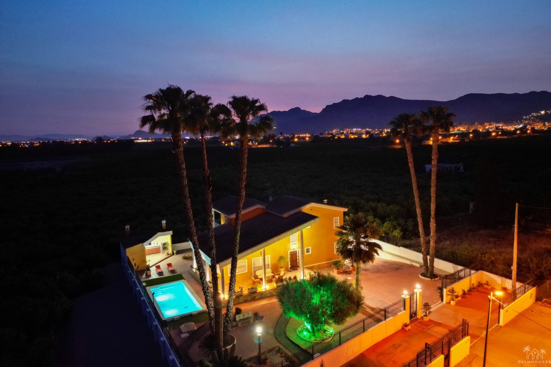 Herverkoop - Finca - Orihuela