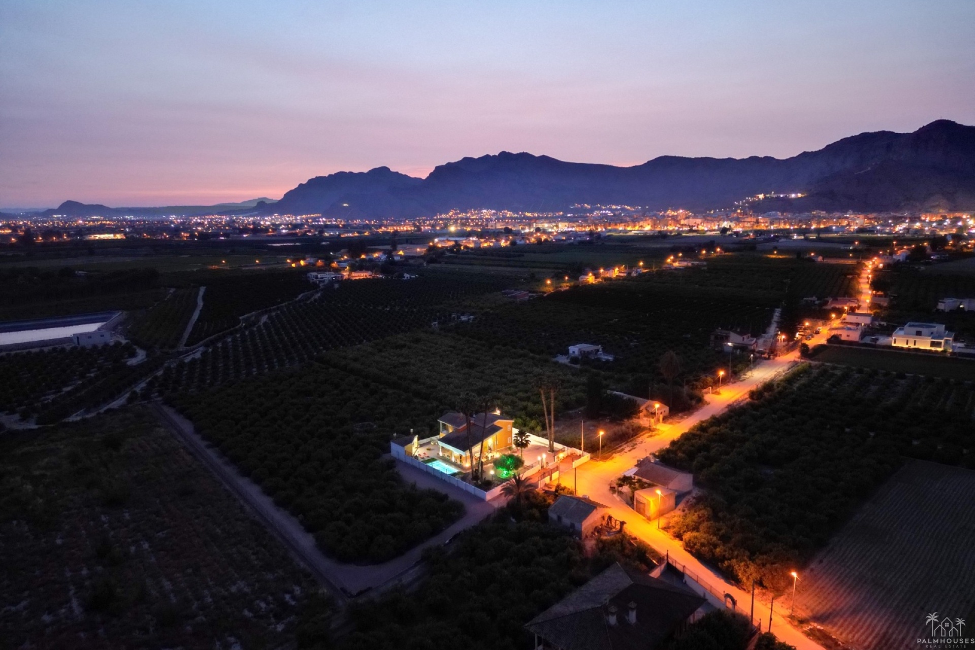 Herverkoop - Finca - Orihuela