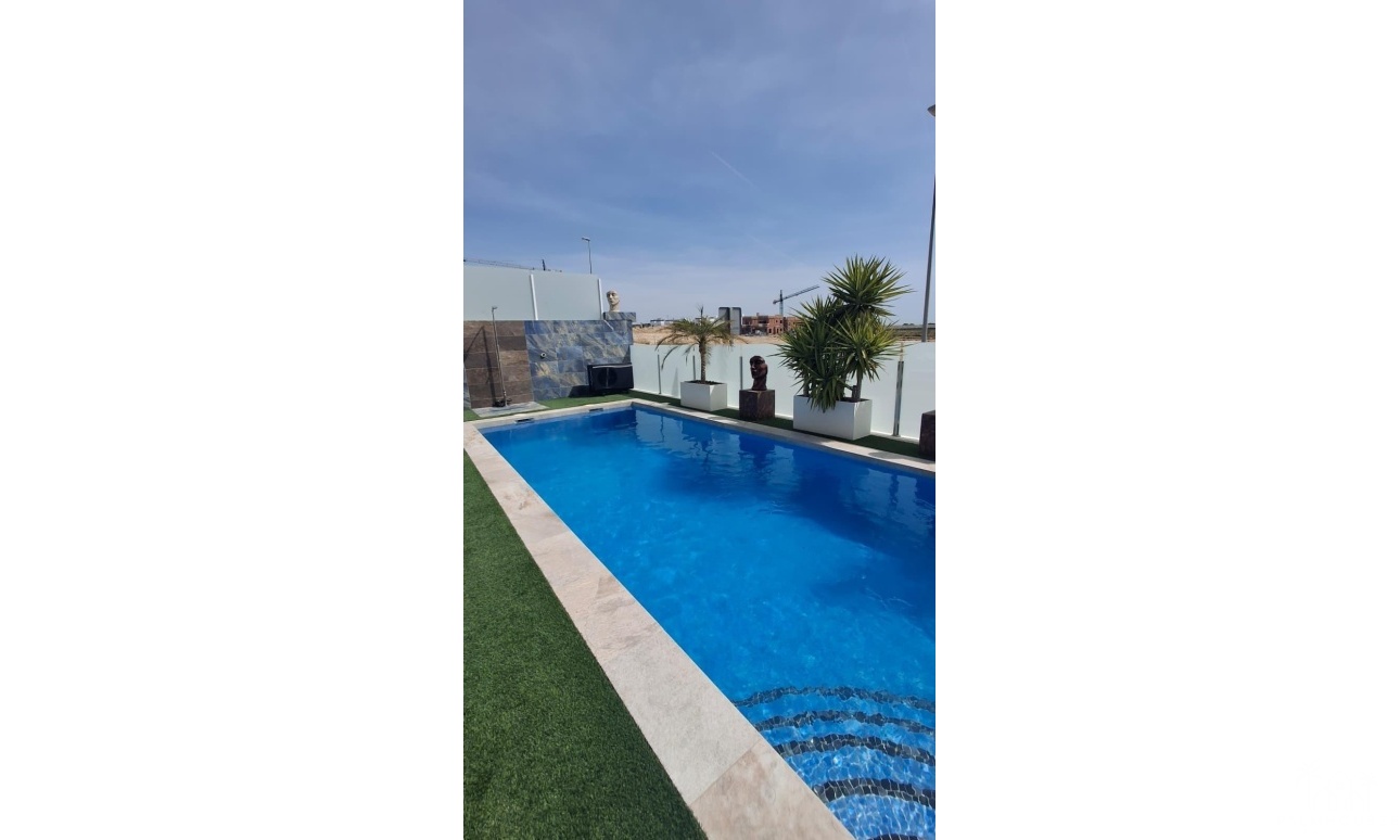 Herverkoop - Huis - Orihuela - Desamparados-hurchillo-torremendo