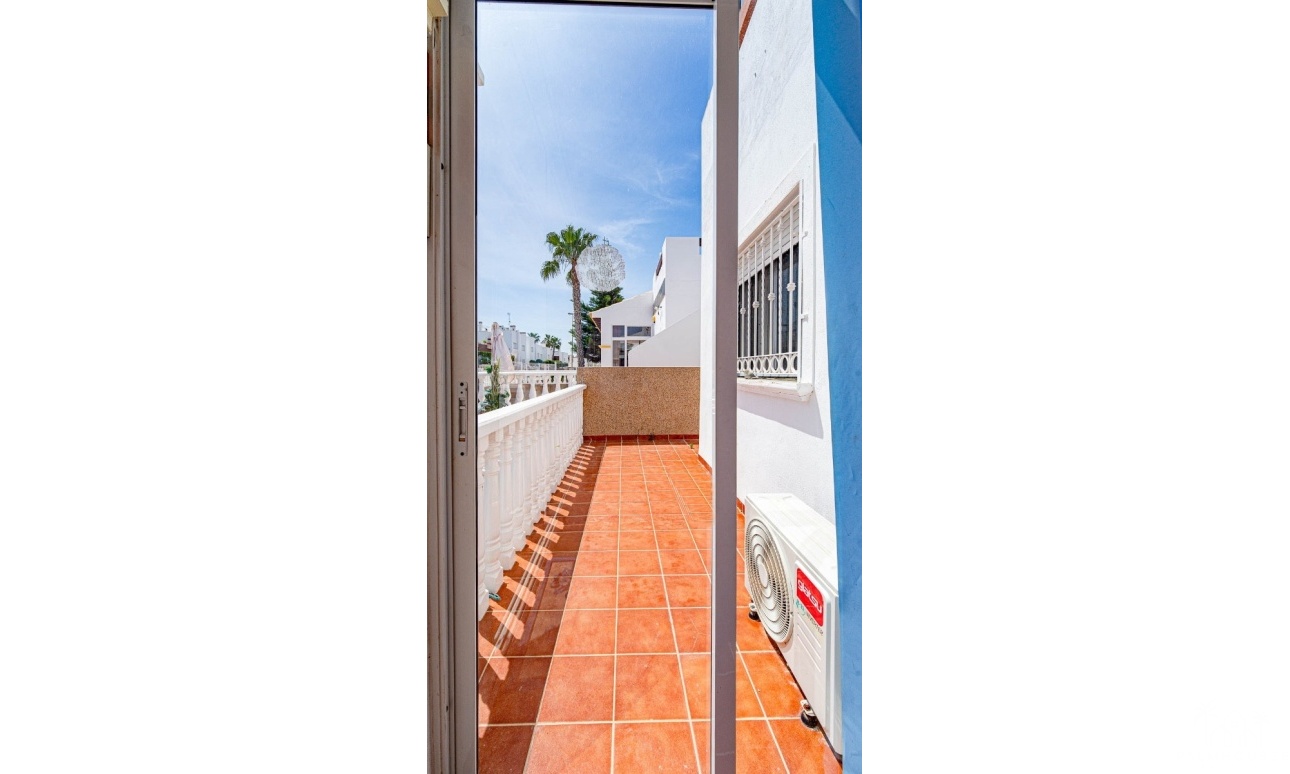 Herverkoop - Huis - Orihuela - Punta Prima