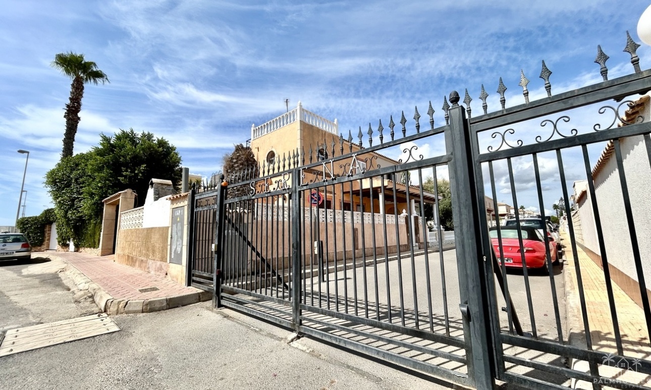 Herverkoop - Huis - Playa Flamenca - Costa Blanca