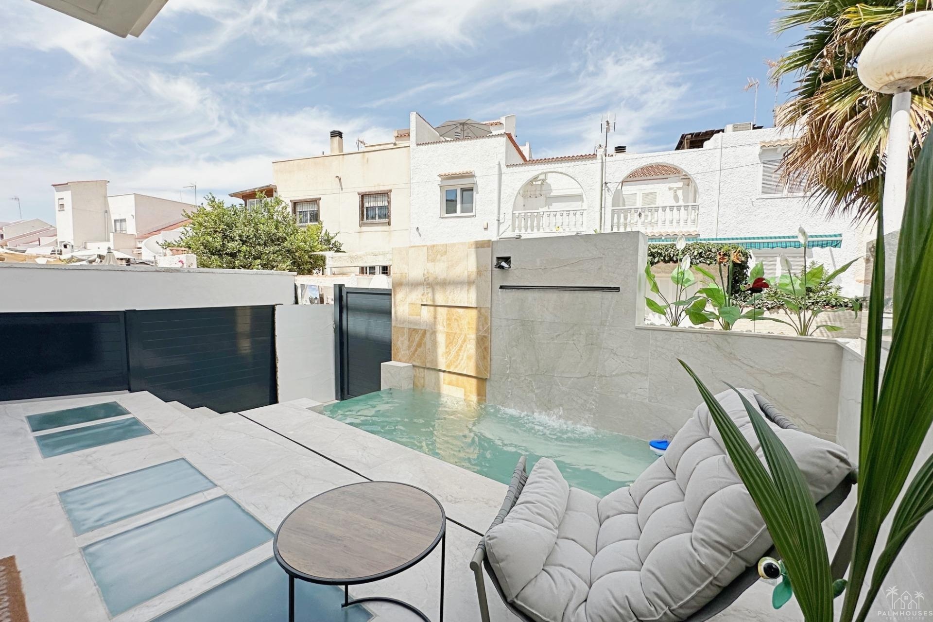 Herverkoop - Huis - Torrevieja - Aguas Nuevas
