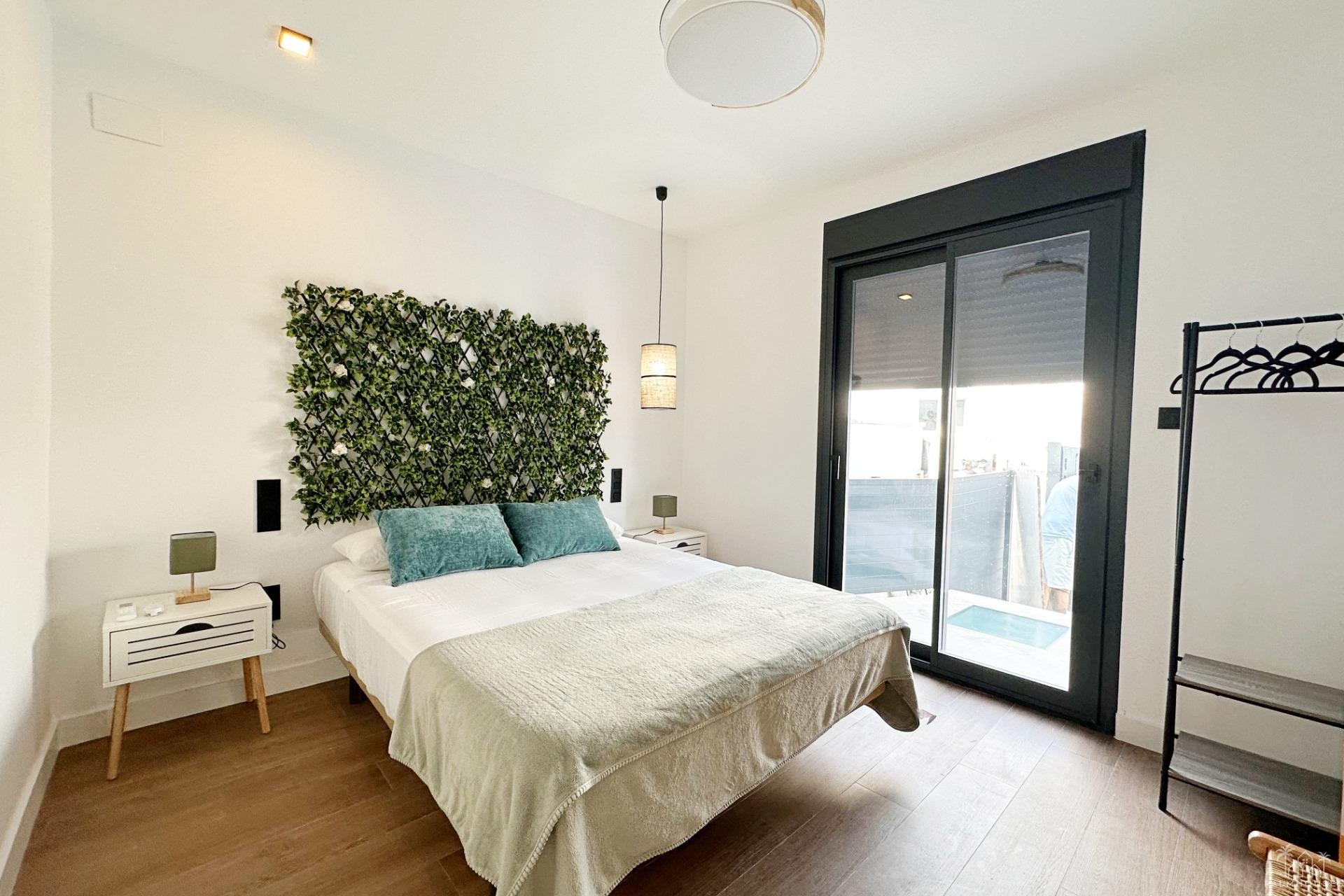 Herverkoop - Huis - Torrevieja - Aguas Nuevas