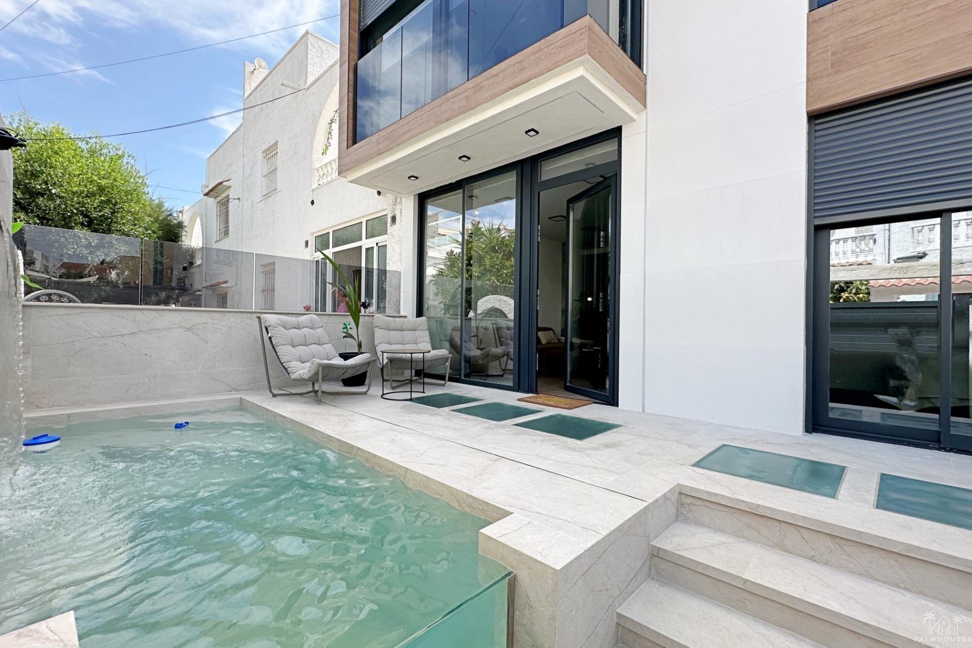 Herverkoop - Huis - Torrevieja - Aguas Nuevas