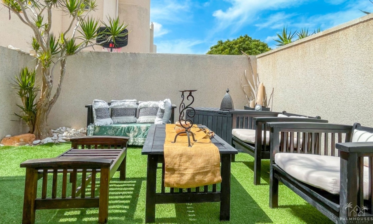 Herverkoop - Huis - Torrevieja - La Siesta - El Salado -  Torreta