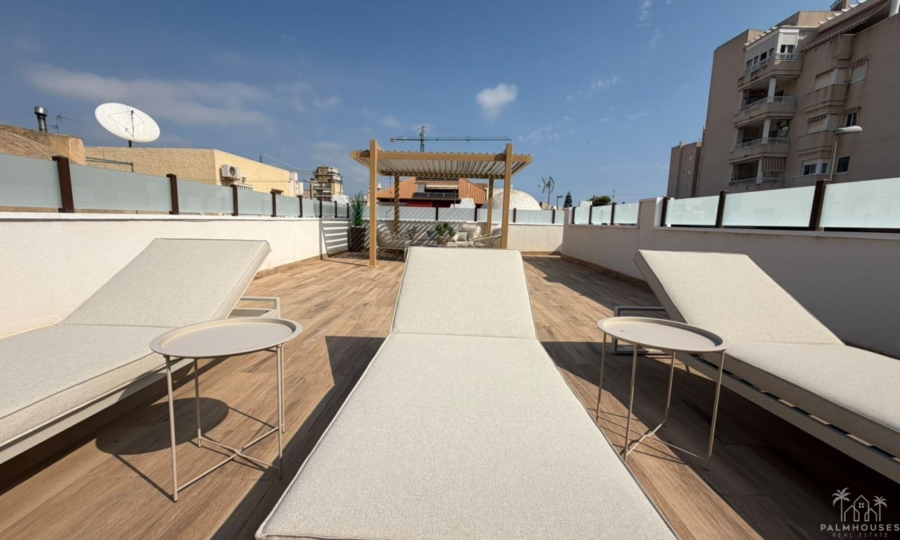 Herverkoop - Huis - Torrevieja - Nueva Torrevieja