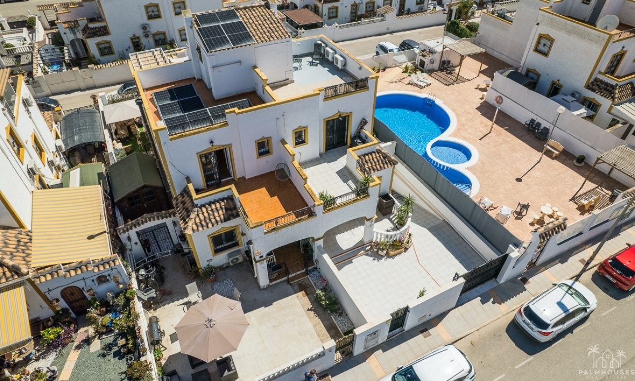 Herverkoop - Huis - VISTABELLA GOLF - Entre Naranjos