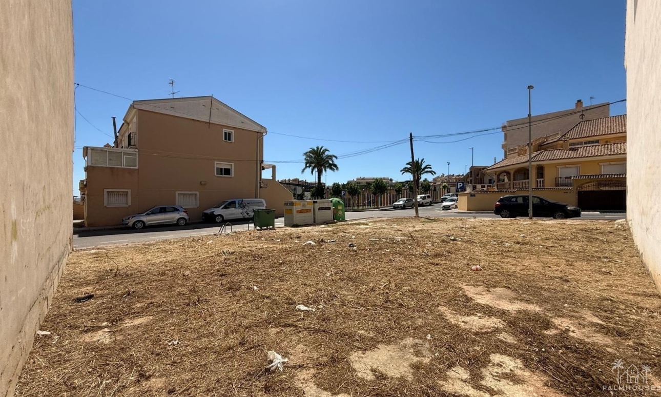 Herverkoop - Plot - San Miguel de Salinas - CENTRO URBANO